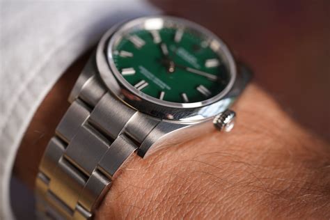 rolex reference 126000